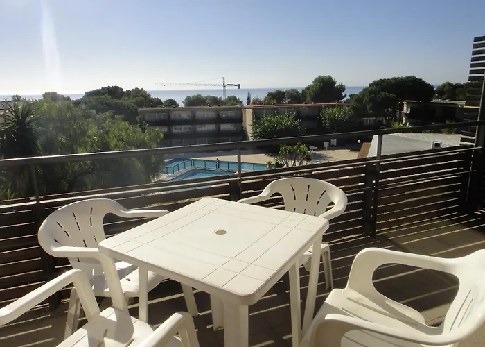 Bertur Comtat Sant Jordi Apartmán *